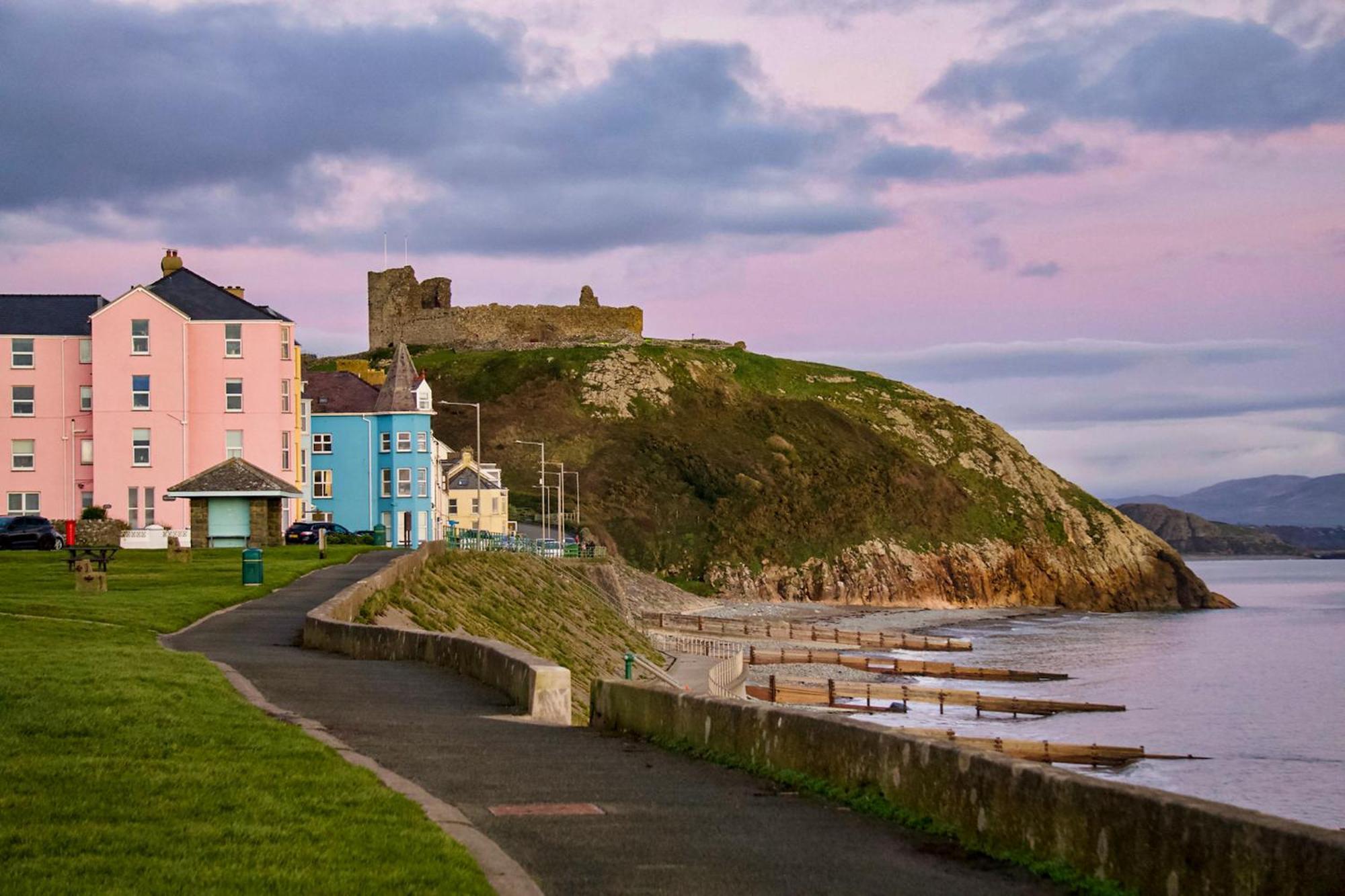 Glan Y Mor, Sleeps 20, 8 Bedrooms, 8 Bathrooms, Seafront, Крик'єт Екстер'єр фото